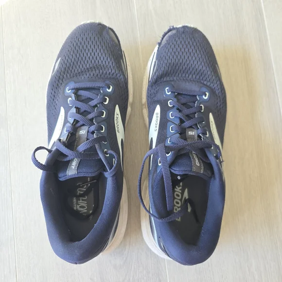 Brooks Navy Ghosts Running Shoes - Picture 4 of 9